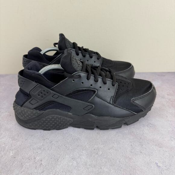 Nike Shoes Womens Sz 8 Air Huarache Running Sneakers 634835-012 Black Leather - Picture 2 of 10